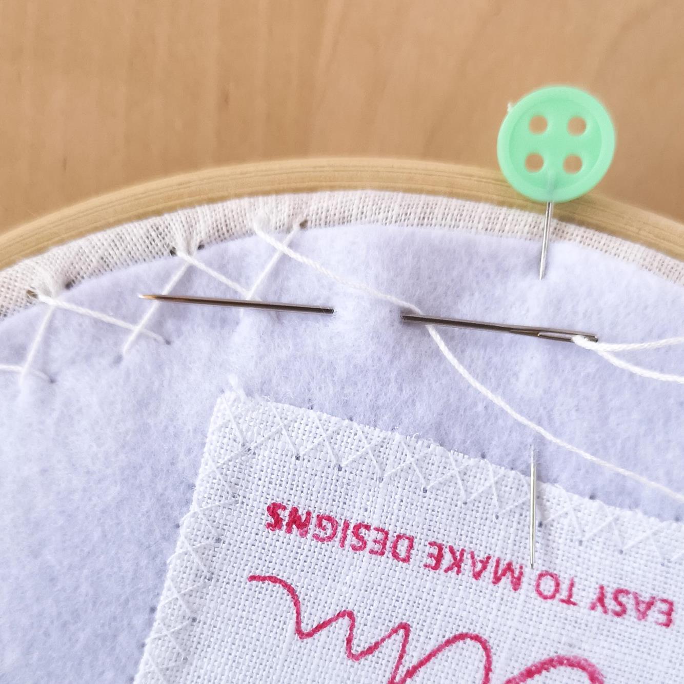 Framing the embroidery in a hoop etmdesigns.eu Hand embroidery Blog