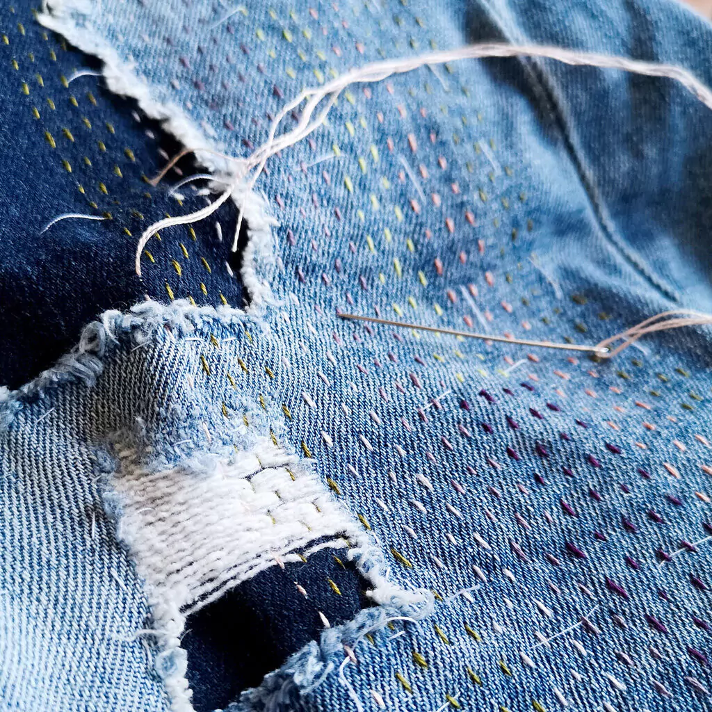 Repairing jeans with Visible mending. Tutorial how to mend holes