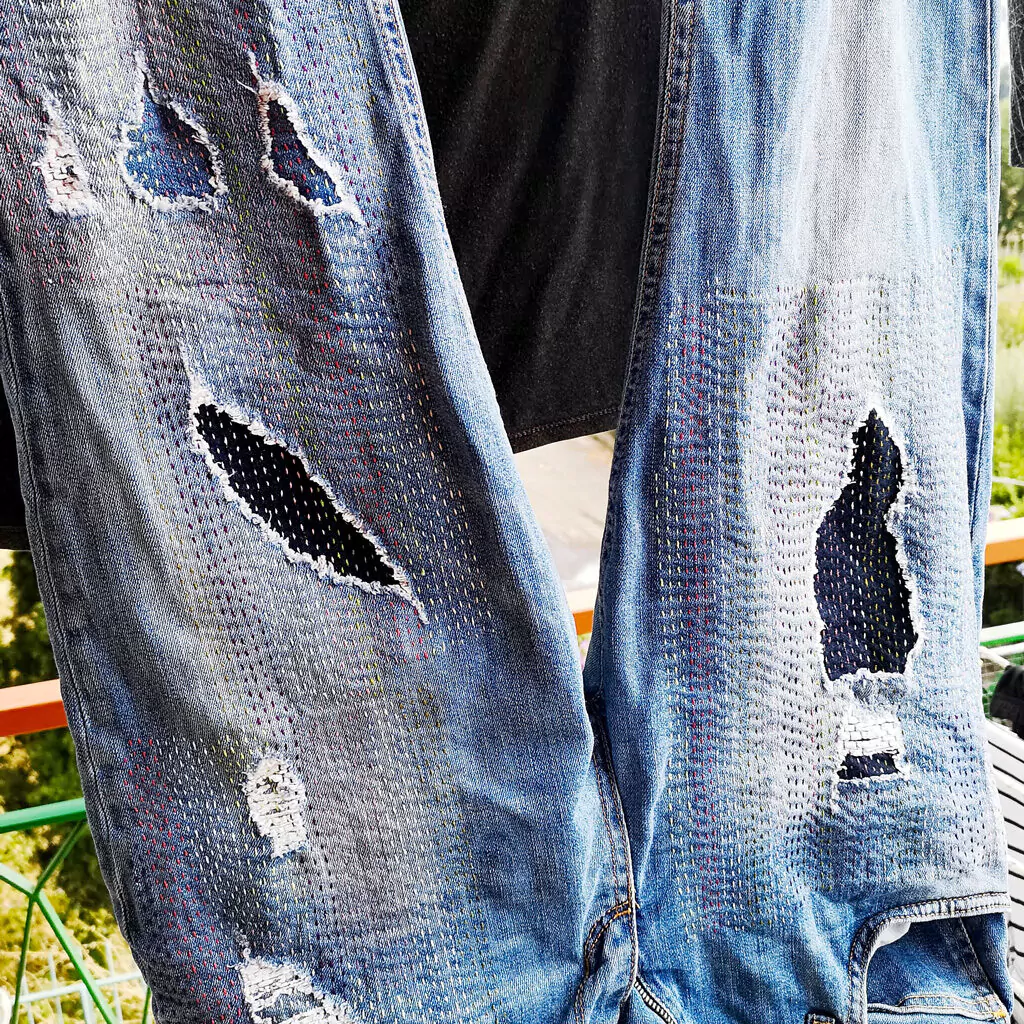 Repairing jeans with Visible mending. Tutorial how to mend holes