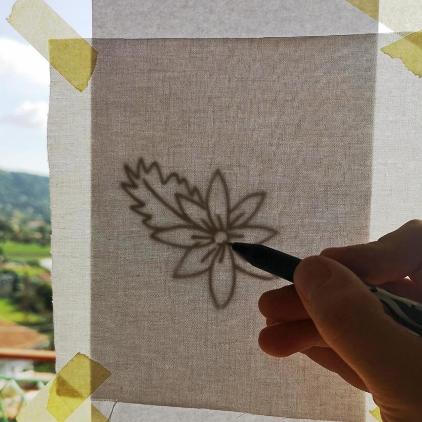 How to transfer a pattern with the lightbox method 6 transfer pattern lightbox method tracing